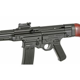 StG 44 Sturmgewehr tikro medžio AEG airsoft šautuvas – pilnai metalinė WWII replika
